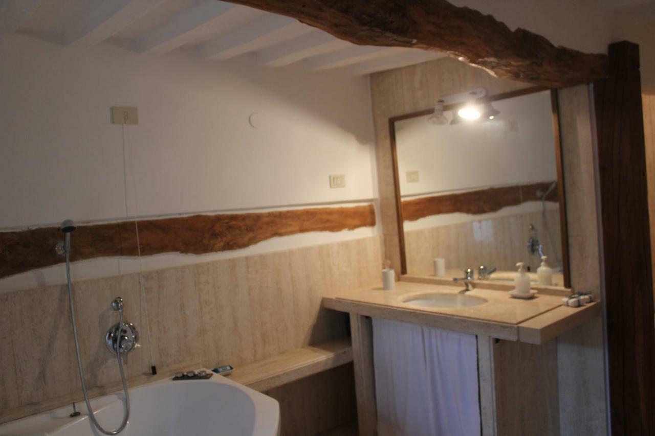 Residence Via Benamati Cagli Kültér fotó