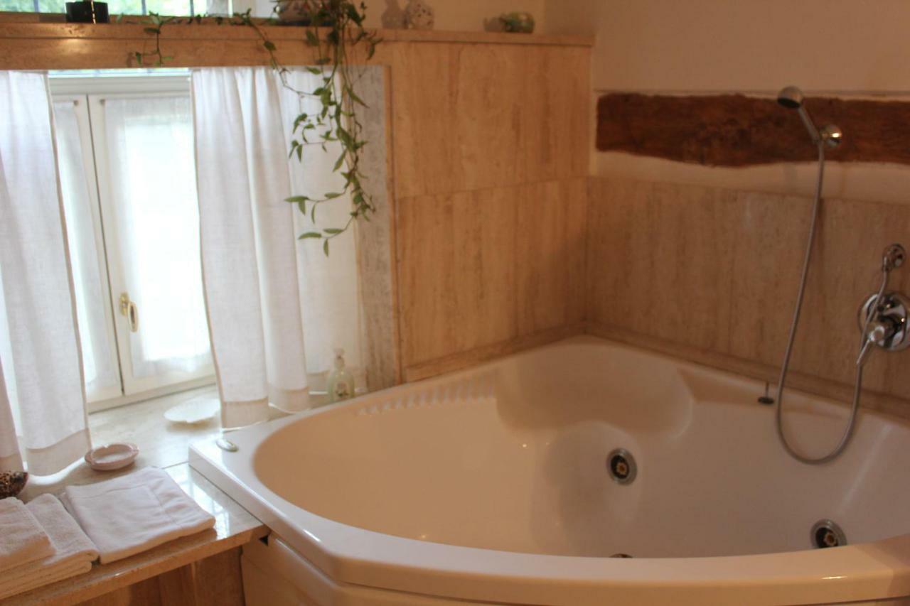 Residence Via Benamati Cagli Kültér fotó